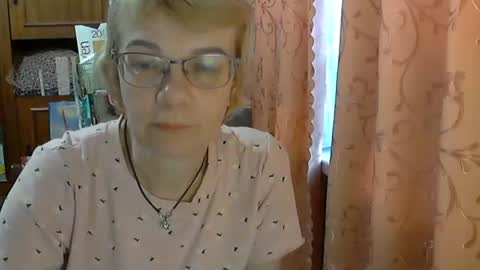 Snapshot of vanillaxcreamy chatting on 03-06-25, 03:24 Vanillaxcreamy online show from 03-06-25, 03:24
