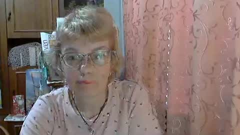Snapshot of vanillaxcreamy chatting on 03-09-25, 03:27 Vanillaxcreamy online show from 03-09-25, 03:27