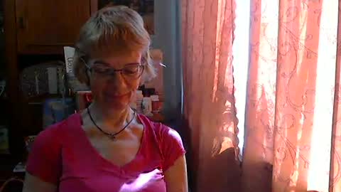 Snapshot of vanillaxcreamy chatting on 03-11-25, 11:33 Vanillaxcreamy online show from 03-11-25, 11:33