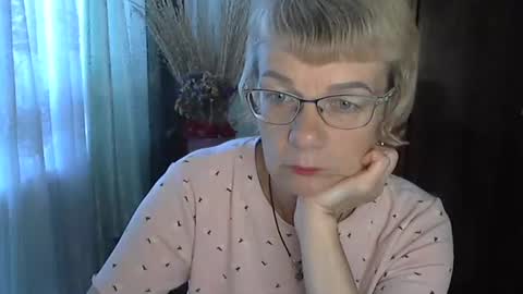 Snapshot of vanillaxcreamy chatting on 10-09-25, 10:13 Vanillaxcreamy online show from 10-09-25, 10:13