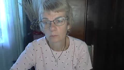 Snapshot of vanillaxcreamy chatting on 10-12-25, 10:58 Vanillaxcreamy online show from 10-12-25, 10:58