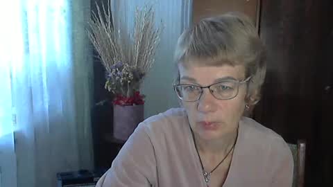 Snapshot of vanillaxcreamy chatting on 10-24-25, 09:17 Vanillaxcreamy online show from 10-24-25, 09:17
