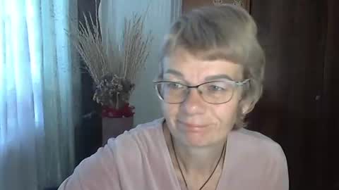 Snapshot of vanillaxcreamy chatting on 10-25-25, 08:55 Vanillaxcreamy online show from 10-25-25, 08:55