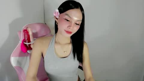 VANNESA online show from 11-11-25, 09:42