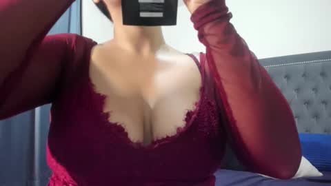 Vannesa online show from 10-06-25, 09:07