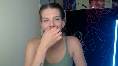 Vanessa online show from 09-28-25, 06:19