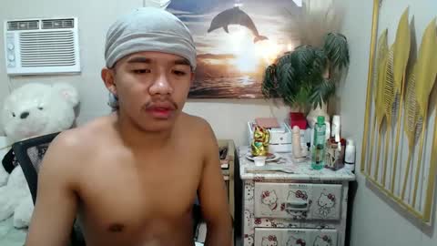 vanxxx2005 online show from 03-11-25, 11:15