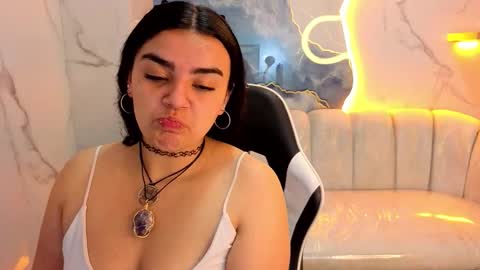 Live 800am 200pm COLOMBIAN HOUR online show from 11-06-25, 01:23