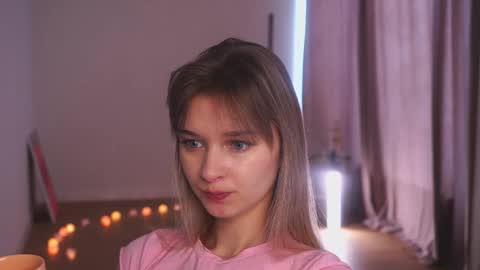 Snapshot of variety_moments chatting on 03-02-25, 04:17 Heeeeey Im Hanna the art of tease online show from 03-02-25, 04:17