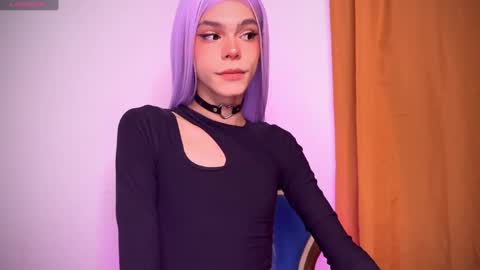  Varya Ferreira - independent model  online show from 12-20-24, 10:00