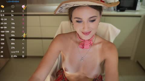 Snapshot of vasillisa chatting on 12-15-24, 05:42 Vasilisa online show from 12-15-24, 05:42