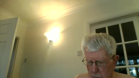 vassus online show from 10-27-25, 04:00