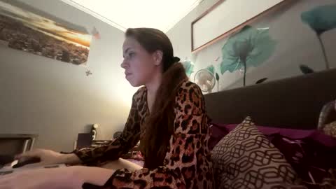 vaua089 online show from 10-03-25, 04:31