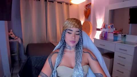 Snapshot of vayolett_bass chatting on 03-04-26, 05:24 Vayolett Bass online show from 03-04-26, 05:24