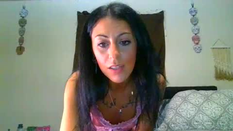 Snapshot of vee2345 chatting on 07-15-26, 07:02 vee2345 online show from 07-15-26, 07:02