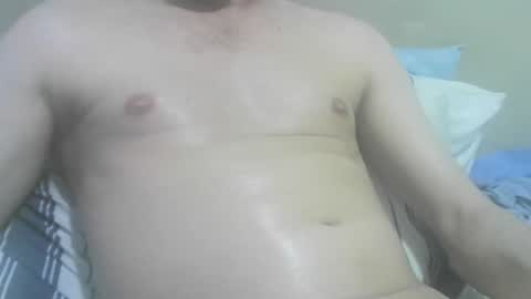 Snapshot of vejame23 chatting on 10-15-25, 05:18 vejame23 online show from 10-15-25, 05:18