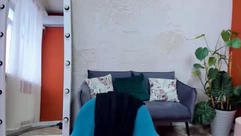 Barbara online show from 10-26-25, 04:18