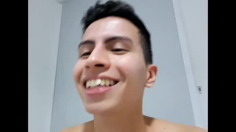 velk_hot1 online show from 01-12-25, 03:49