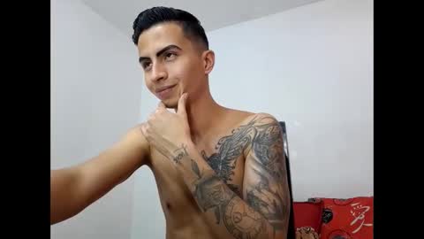 velk_hot1 online show from 02-21-25, 07:54
