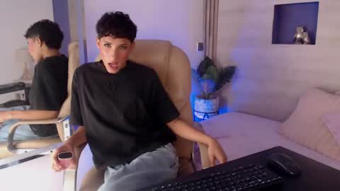 An online show from 05-10-26, 03:12