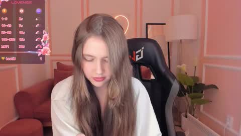 velvet_cherry online show from 10-01-25, 04:46