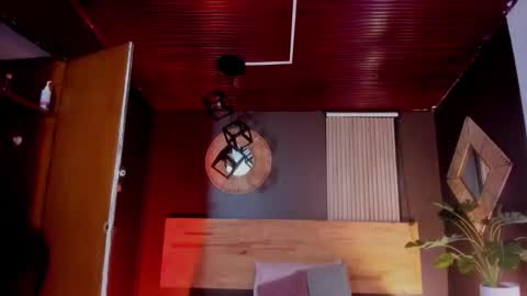 Isabella  online show from 02-11-26, 11:37