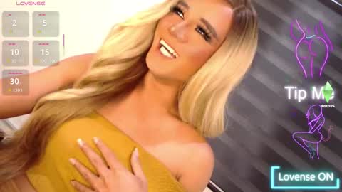 Richy will make you fall in love online show from 12-15-25, 04:11