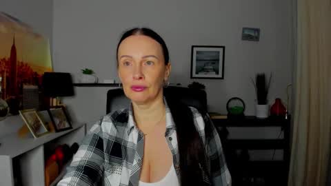 Jasmine online show from 10-21-25, 05:30