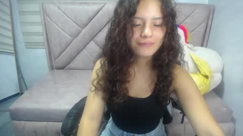 velvet_moon_v online show from 09-13-25, 01:33