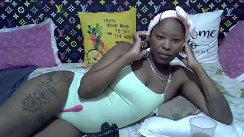 velvet online show from 01-11-26, 03:55