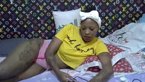 velvet online show from 03-21-26, 01:16