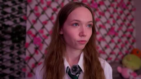 Polly online show from 10-18-25, 01:08