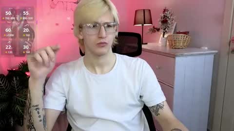 Snapshot of velvetbite chatting on 01-13-26, 03:50 velvetbite online show from 01-13-26, 03:50