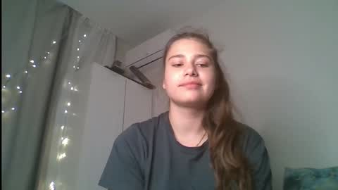 velveted_ivy online show from 11-29-25, 12:08