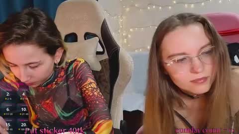 CLEOshort hair  TIna long hair  online show from 10-22-25, 05:02