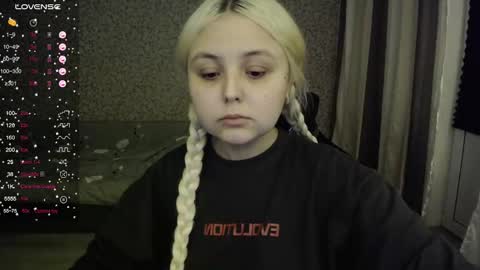 eva 3 online show from 10-04-25, 11:14