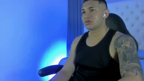 Snapshot of venedic__bull chatting on 01-12-26, 05:01 Venedic online show from 01-12-26, 05:01