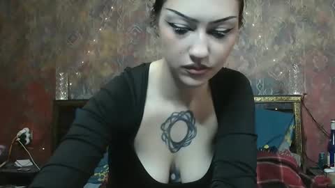 Snapshot of venera_goddess chatting on 11-06-25, 10:16 Naly online show from 11-06-25, 10:16