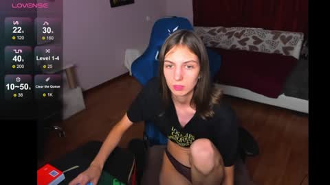 veneradi615 online show from 12-14-24, 07:14