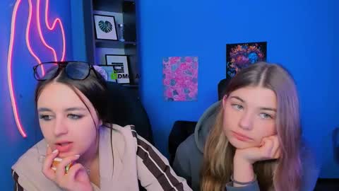 venezia_barton online show from 02-25-26, 04:16