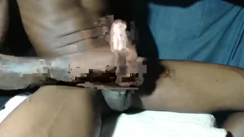 Snapshot of venon28 chatting on 01-15-25, 03:43 venon online show from 01-15-25, 03:43