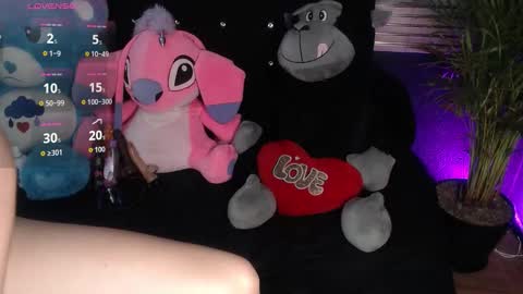 eva online show from 10-23-25, 11:46