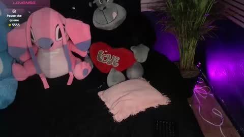 eva online show from 11-12-25, 11:36