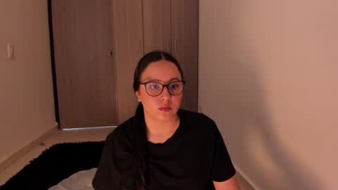 Snapshot of venus_cat_ chatting on 10-06-25, 07:33 Venus online show from 10-06-25, 07:33