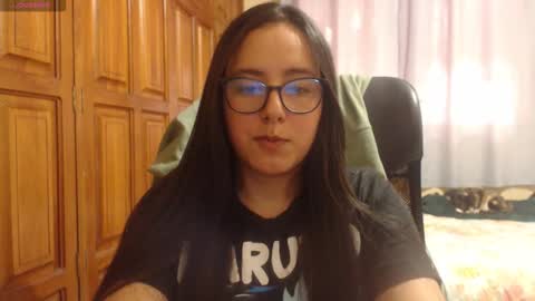 Snapshot of venus_cat_ chatting on 12-13-25, 08:47 Venus online show from 12-13-25, 08:47