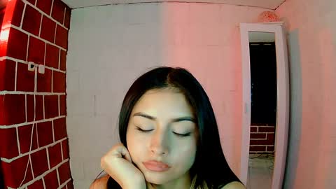 emily independent account  MY conextion 1100 GTM  to  17hr GTM online show from 12-29-24, 07:39