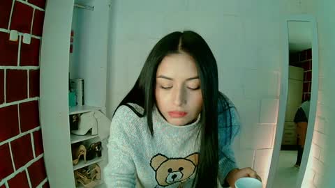 emily independent account  MY conextion 1100 GTM  to  17hr GTM online show from 01-07-25, 02:19