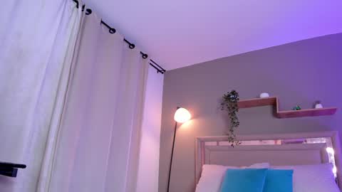 venus_reid online show from 01-04-25, 08:06