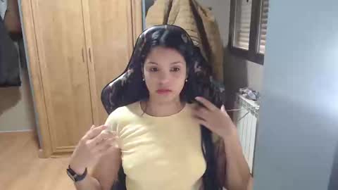 Venus independent model online show from 02-22-25, 09:23