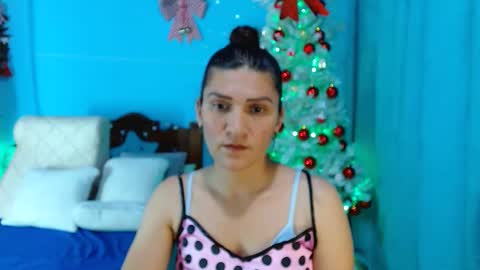 Catalina online show from 01-11-25, 01:16